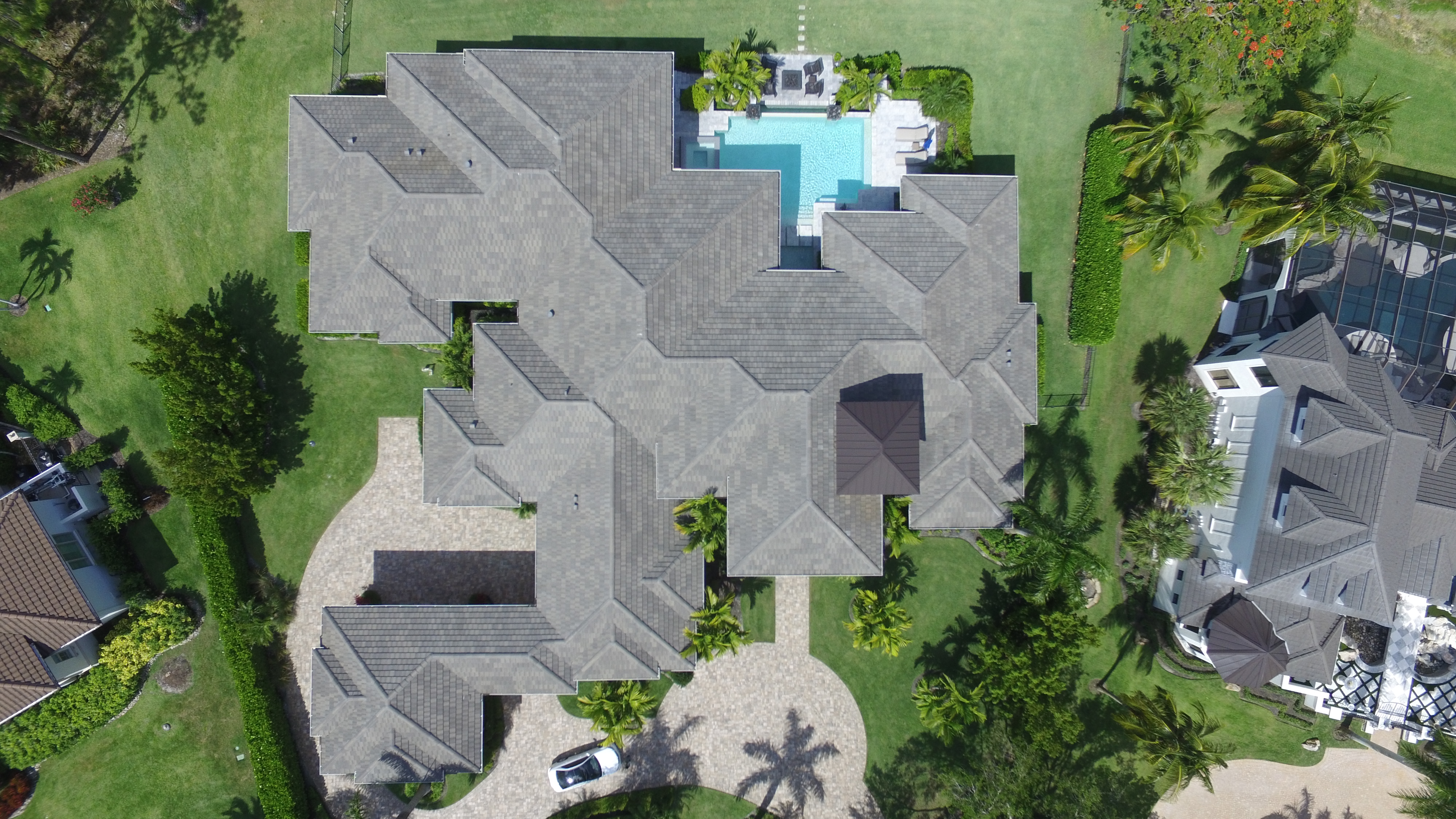 Expert House Wash and Roof Wash Services in Quail West, Naples, FL