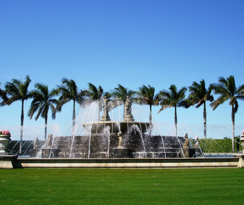 House Washing in Miromar Lakes - Combatting Humid Climate Issues