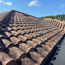 Professional-Roof-Cleaning-in-Miromar-Lakes-FL-Protect-Your-Home-Enhance-Curb-Appeal 0